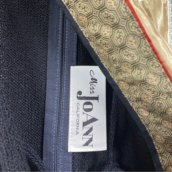 Vintage Miss Joann California Knit Apron Bib Fair Isle Floral Embroidered Dress - Picture 11 of 12